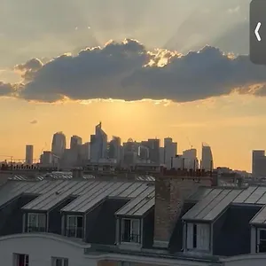 Etage D'un Duplex Au 17eme Arr De , Vue Sur Le Defense, A 10min Des Champs Elysee , Parigi Francia